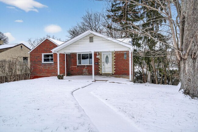 Foto del edificio - 3341 Recker Dr