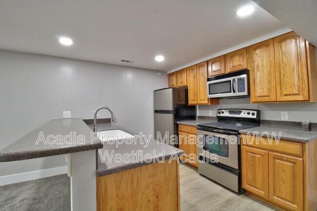 Building Photo - 3340 S Terrace View Dr