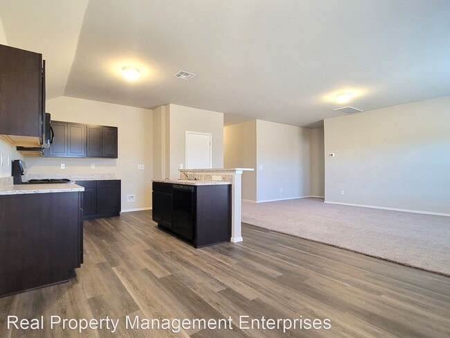 Foto del edificio - 4 br, 2 bath House - 1411 Chuck Wagon Dr