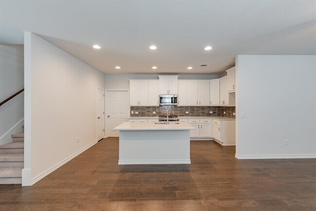 Foto del edificio - 5302 Mulberry Grove Ln