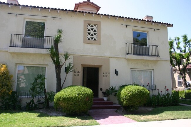 Building Photo - 4265 Garthwaite Ave Building Photo - 4265 Garthwaite Ave