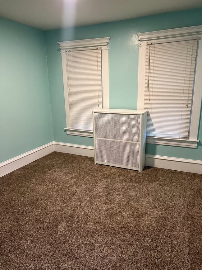 Foto del edificio - 1000 17th Ave