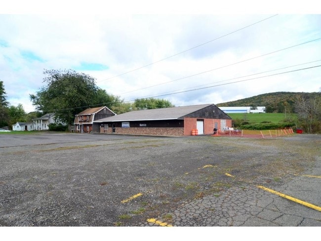 Building Photo - 14 Grossett Dr