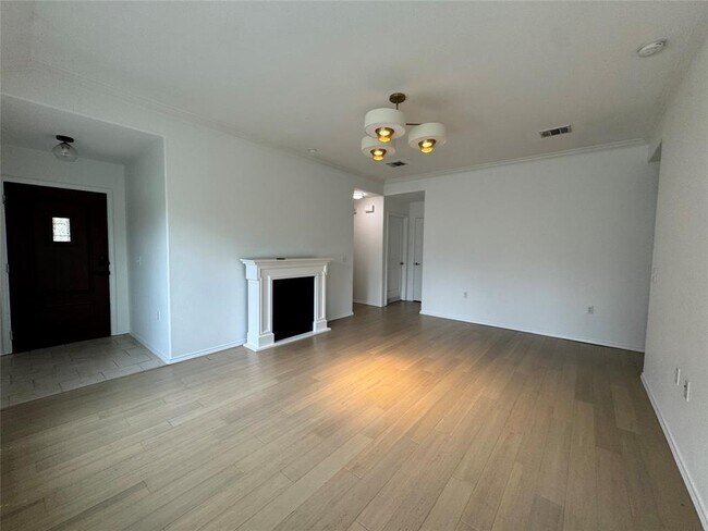 Foto del edificio - 6809 Crestone Rd