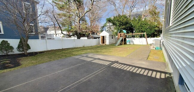 Foto del edificio - 11 Highland View Ave