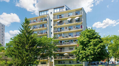 Building Photo - Landmark Apartments