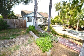 Building Photo - 2263 E Los Angeles Ave