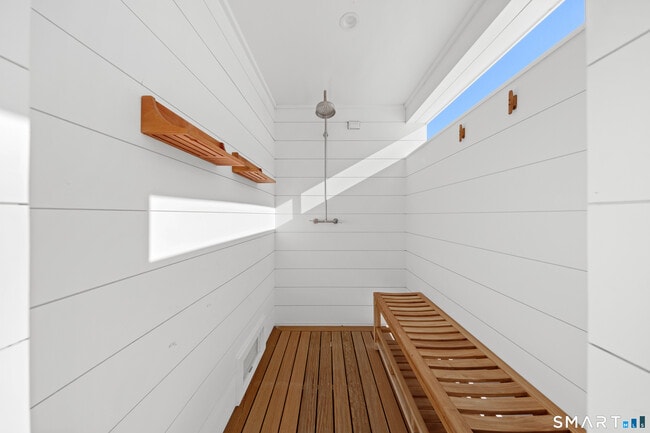 Building Photo - 14 Cockenoe Dr