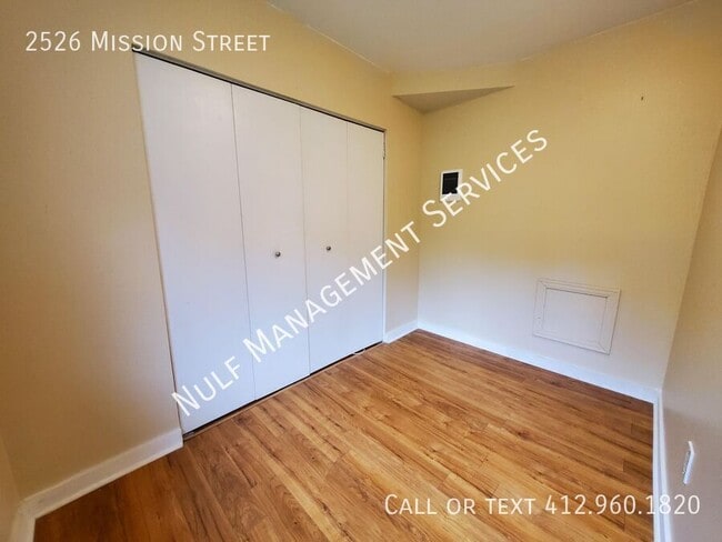 Foto del edificio - 2526 Mission St