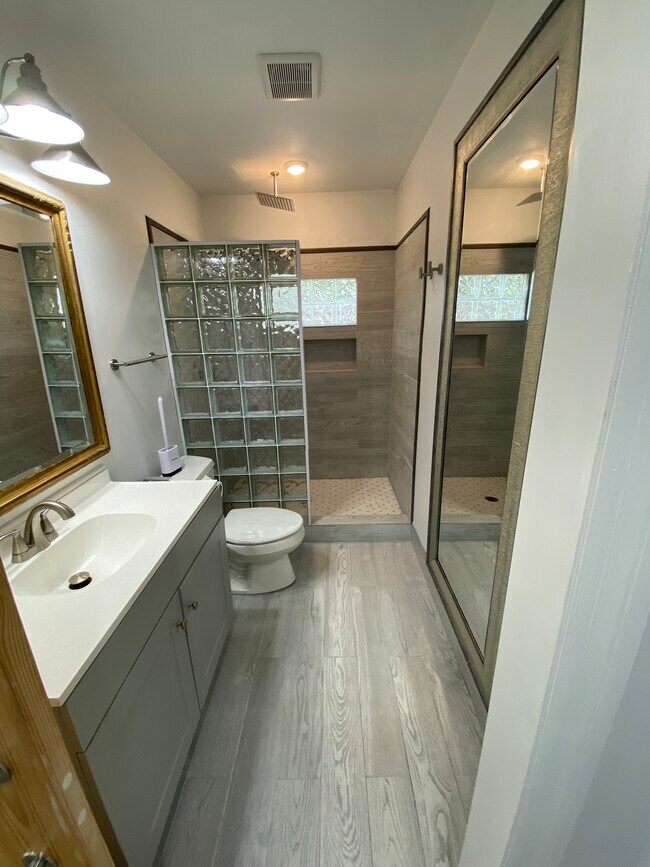 Building Photo - 769 Mourning Dove Ln