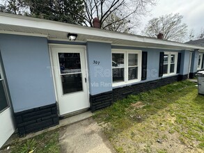 Building Photo - 307 E Battle Ave