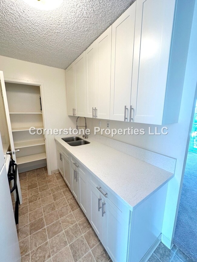 Foto del edificio - 2873 S King St