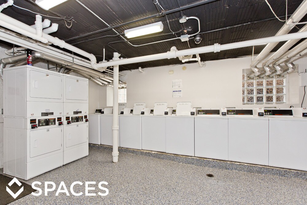 Foto del edificio - 2700 N Spaulding Ave