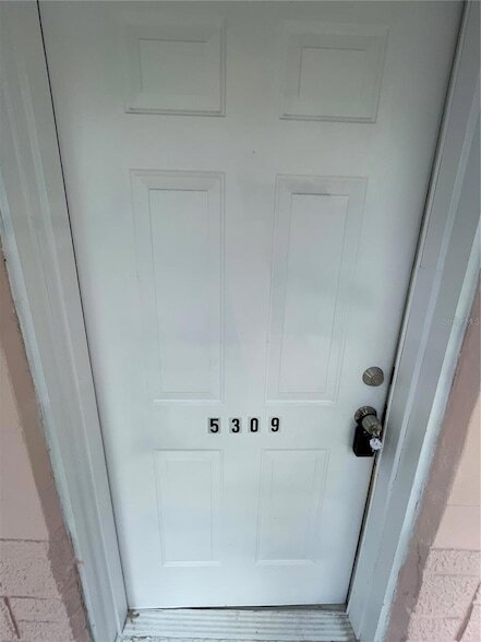 Foto del edificio - 5309 Avery Rd