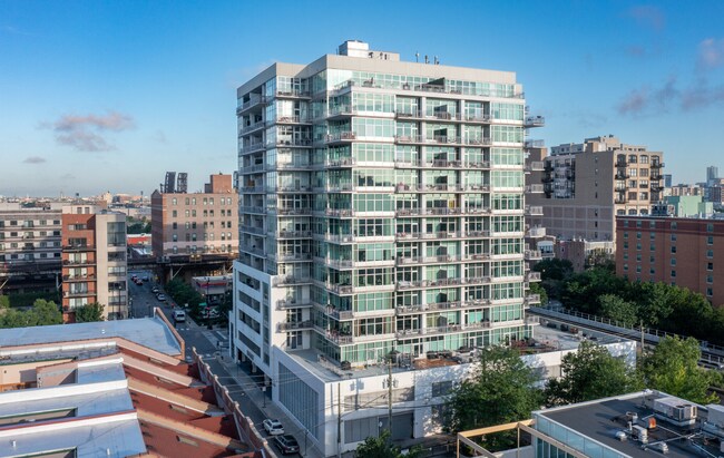 Building Photo - 50 E 16th St