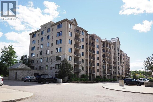 Building Photo - 776 Laurelwood Dr