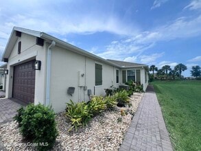 Building Photo - 2640 Treasure Cay Ln