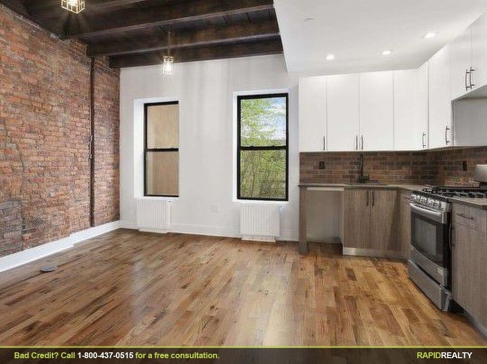 Primary Photo - 716 Quincy St