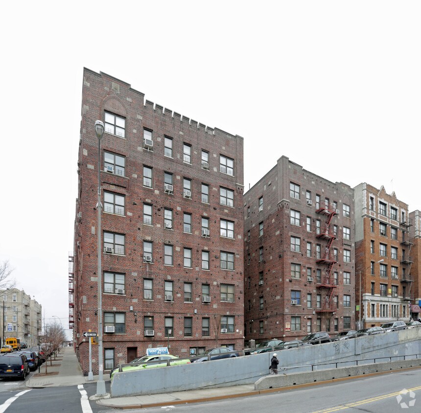 222 Bedford Park Blvd, Bronx, NY 10458 Apartments in Bronx, NY