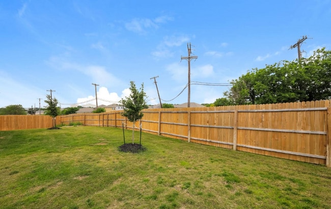 Building Photo - 3351 SW 130th Ave