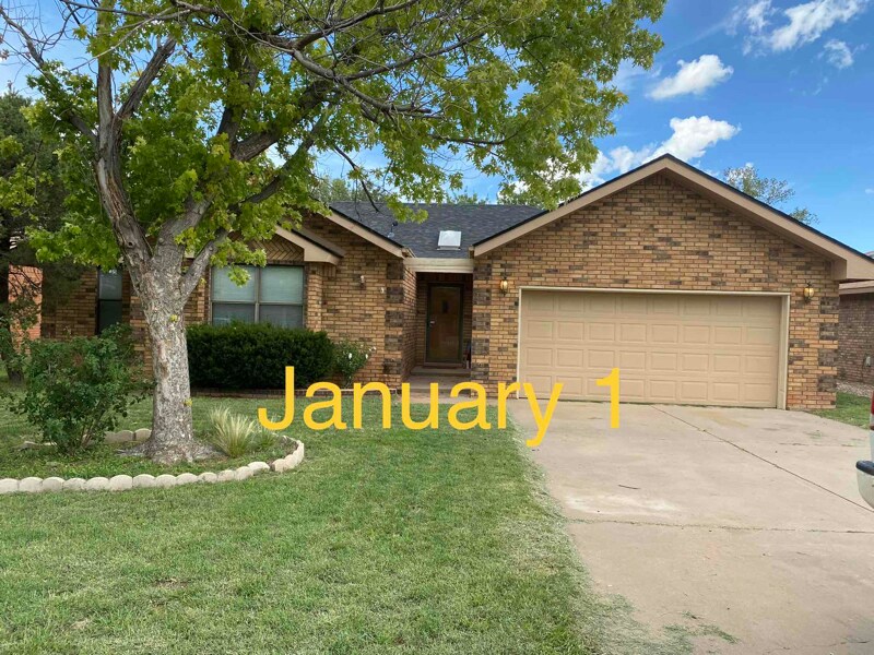 Primary Photo - 3700 Ben Crenshaw Cir