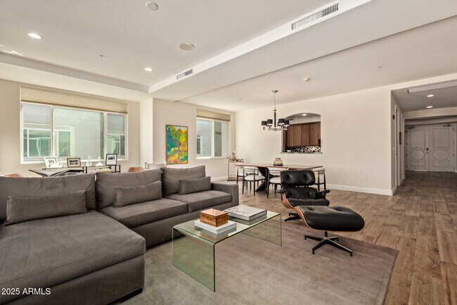 Foto del edificio - 3801 N Goldwater Blvd