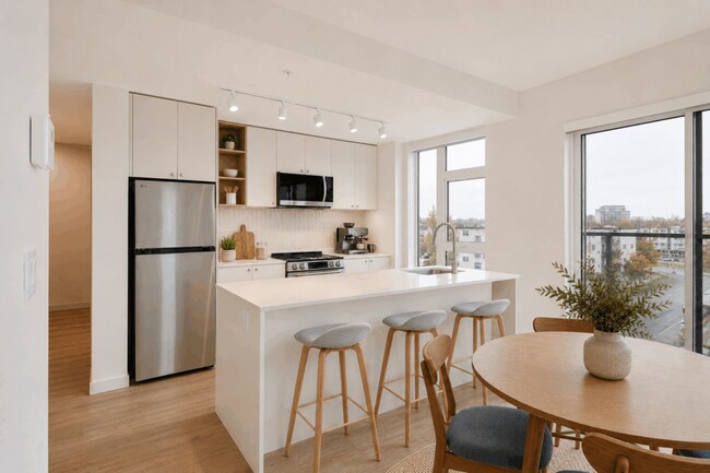 Photo de l'intérieur - Ellis