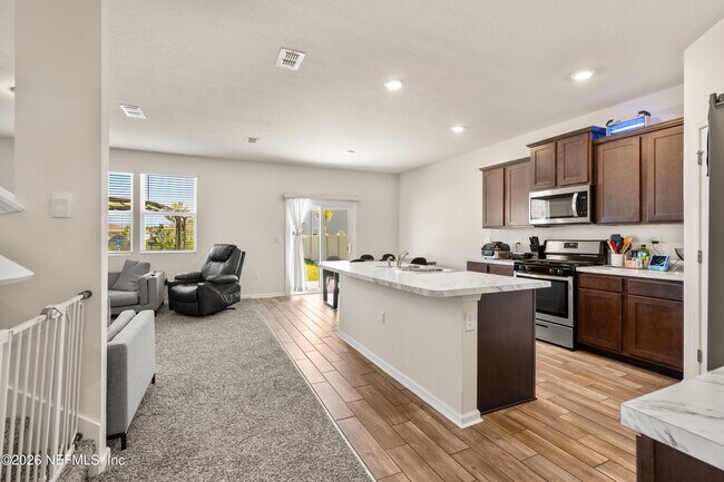 Foto del edificio - 78 Aveiro Wy