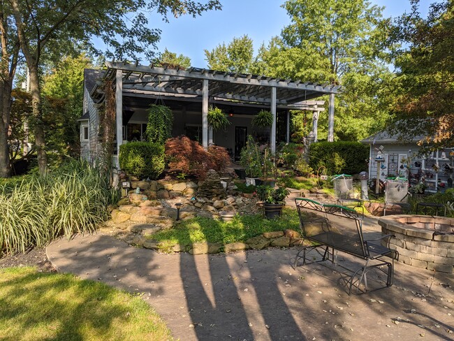Foto del edificio - 5415 Kennedy Ridge Rd