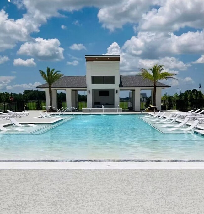 Foto del edificio - 315 Sandstone Ave