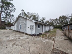Building Photo - 7635 Indian Lakes Dr