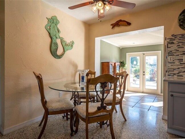 Building Photo - 2456 Elkcam Blvd