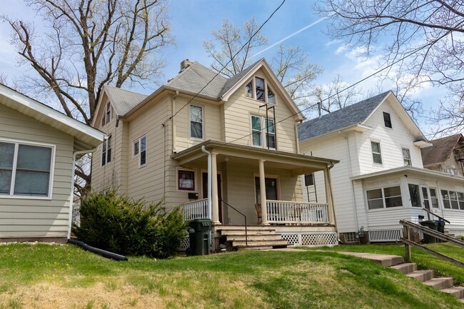 Building Photo - 518 S Lucas St