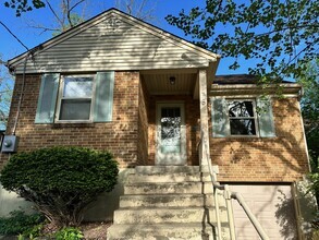 Building Photo - 178 Crescent Ave
