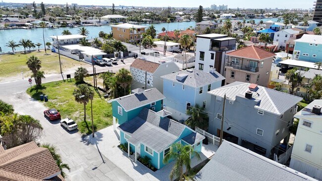 Building Photo - 37 80th Terrace