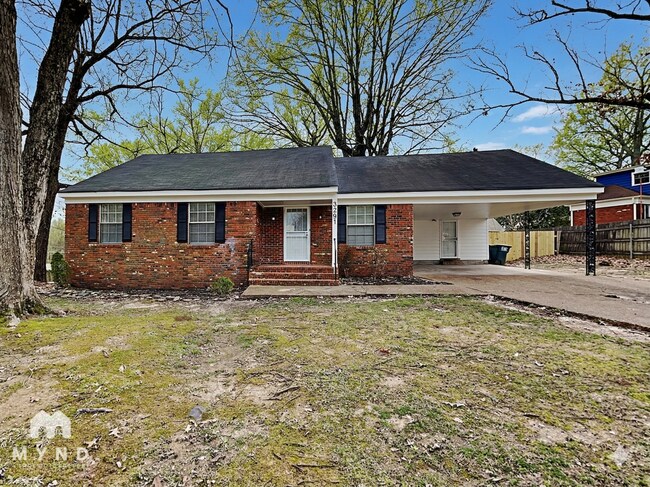 Building Photo - 3281 Whitney Ave
