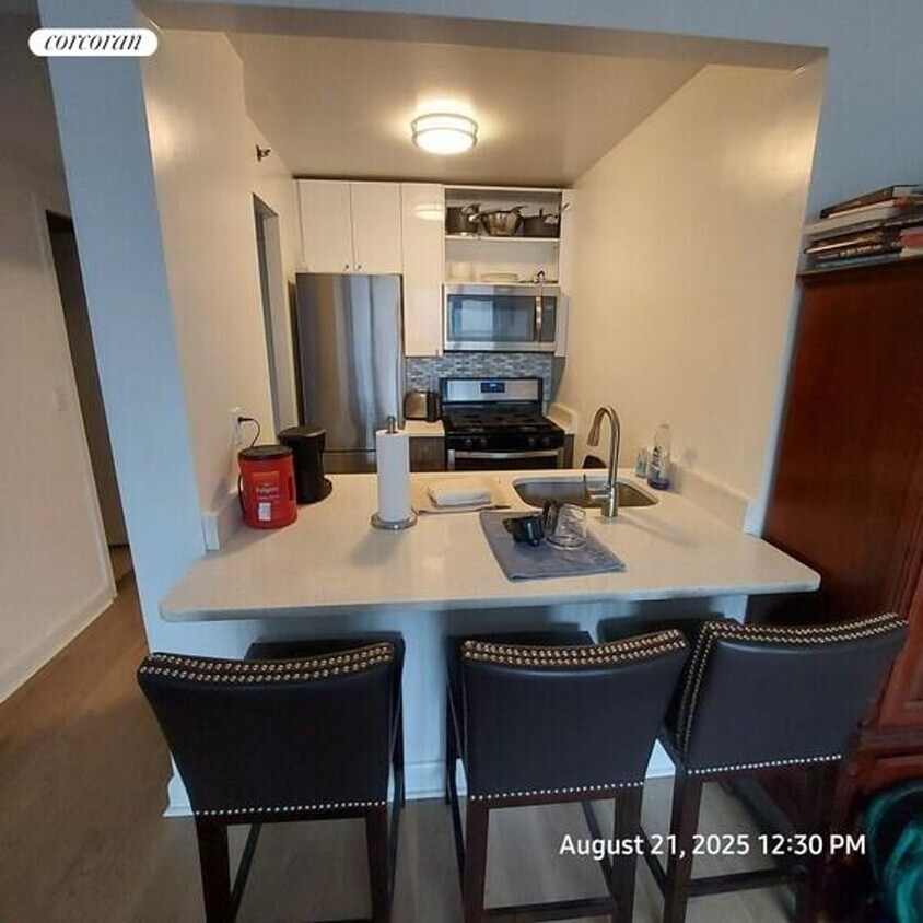 Foto del edificio - 150 E 34th St