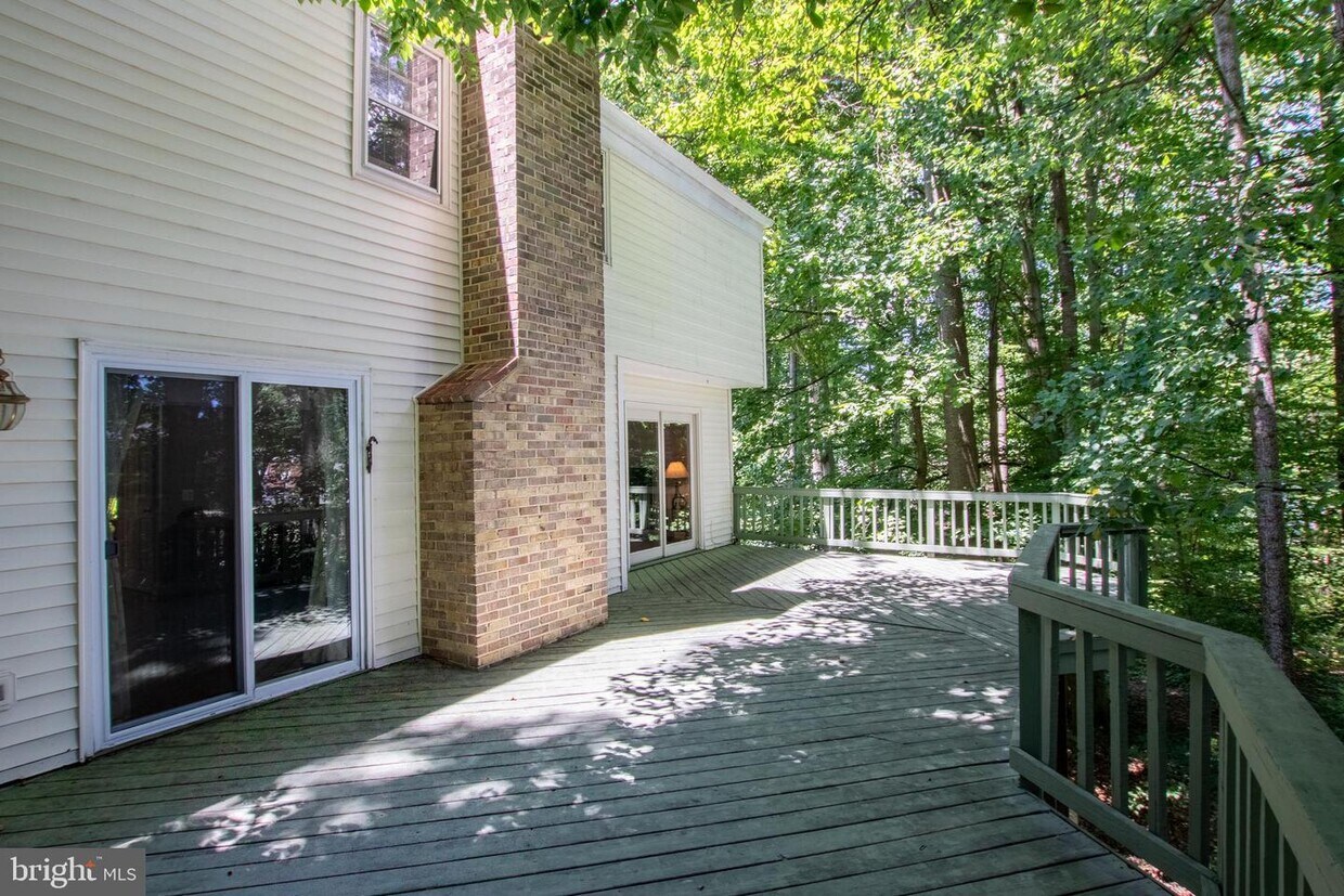 Primary Photo - 10824 Burr Oak Way