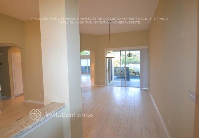 Foto del edificio - 389 Wood Bridge Ave