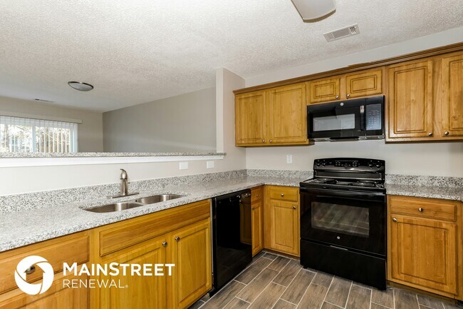 Foto del edificio - 5319 Creekview Way