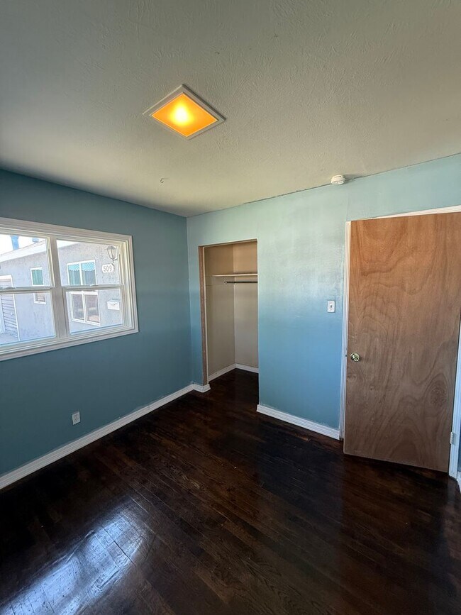 Building Photo - 4 Bed 2 Bath Home! In Highland School Dist...