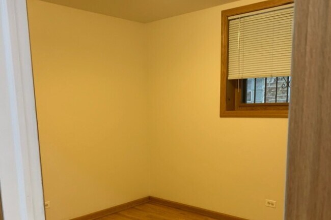 Foto del edificio - 1411 W Superior St