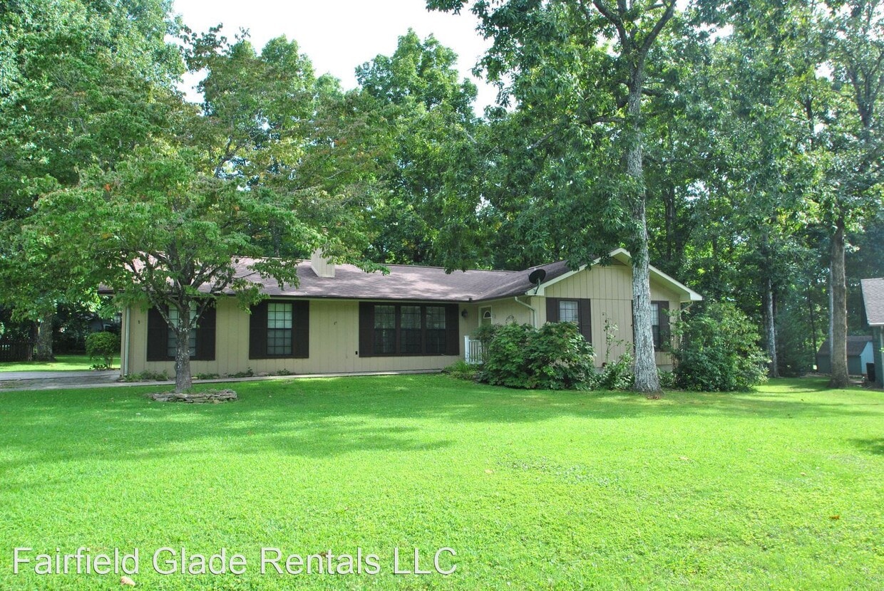 3 br, 2 bath House 13 Eagle Circle House Rental in Crossville, TN