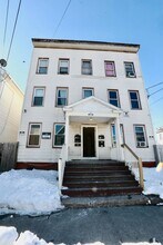 Building Photo - 156 Poplar St