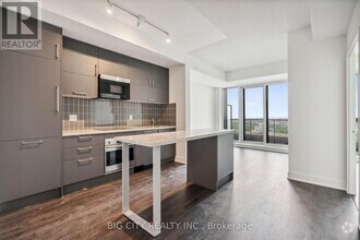 Building Photo - 56-2456 Andre de Grasse St