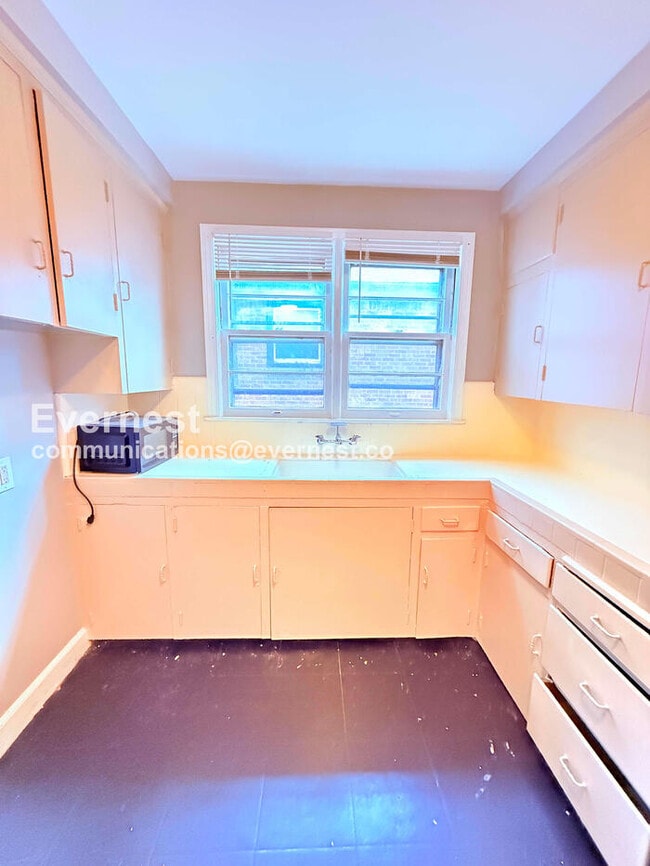 Foto del edificio - 20129 Stratford Rd