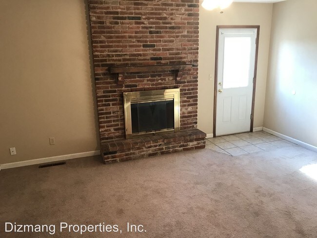 Building Photo - 3 br, 1.5 bath House - 1550 E. Seminole St.
