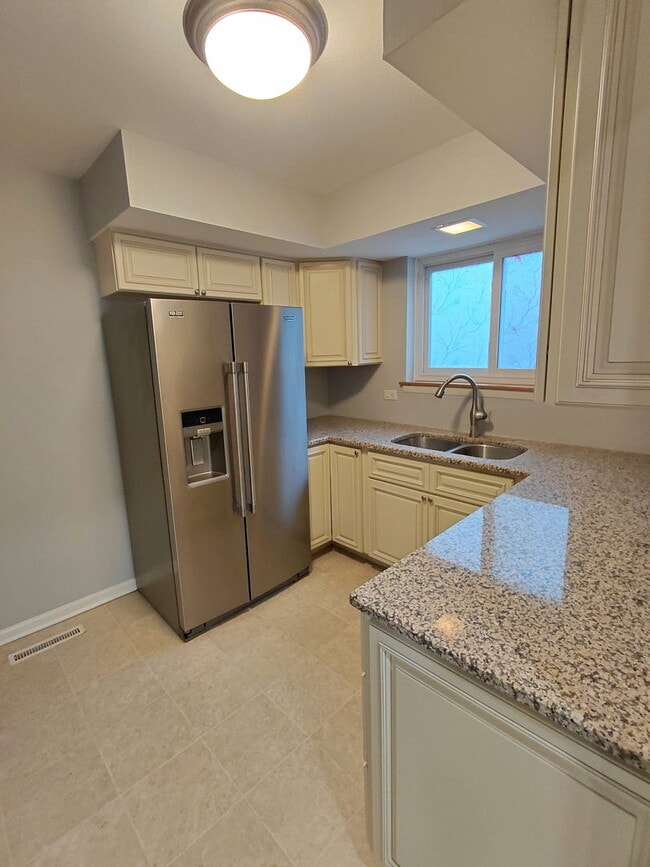 Foto del edificio - 2021 Walters Ave