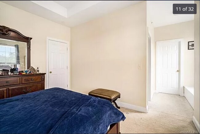 Building Photo - 6718 Mallard Park Dr