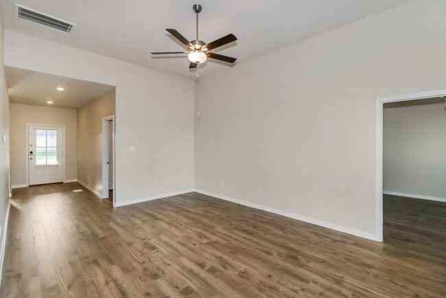 Foto del edificio - 149 Dogwood Point Dr